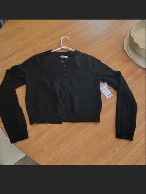 SO Black Cropped Button Cardigan